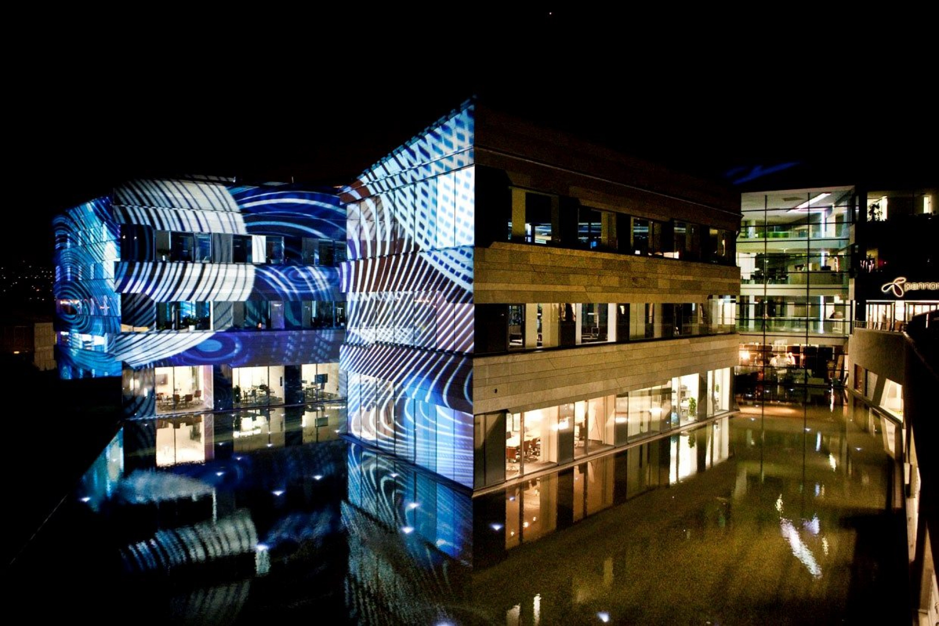 68588050_10157245340346125_5007009329635655680_o